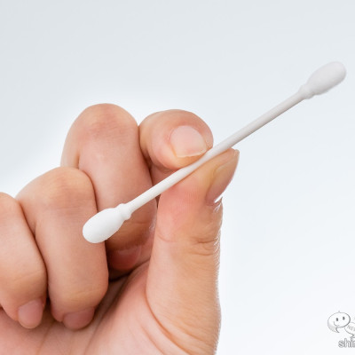 Hộp 110 tăm bông vệ sinh tai kháng khuẩn Sanyo - Made in Japan