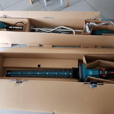 MÁY TỈA HÀNG RÀO 750MM DÙNG PIN 18V MAKITA DUH752Z (KHÔNG KÈM PIN VÀ SẠC) - HÀNG CHÍNH HÃNG