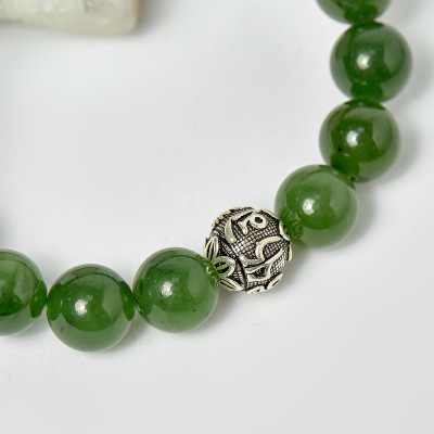 Vòng nữ ngọc bích phối charm lục tự bạc hạt 10mm , đk 52mm mệnh hỏa, mộc - Ngọc Quý Gemstones