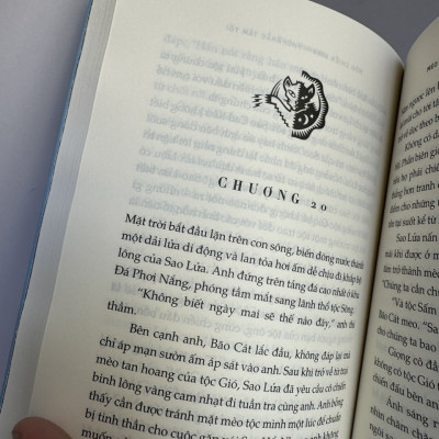 MÈO CHIẾN BINH: THỜI KHẮC TĂM TỐI - Erin Hunter - Dịch giả Nguyễn Minh Thư - Nhã Nam