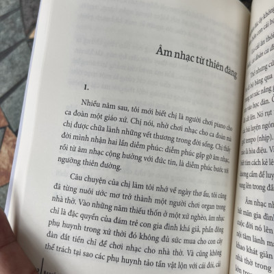 NGANG QUA VƯỜN CÂY DẦU - Nguyễn Thiện Bản – Nxb Tổng hợp Tp Hồ Chí Minh (bìa mềm)