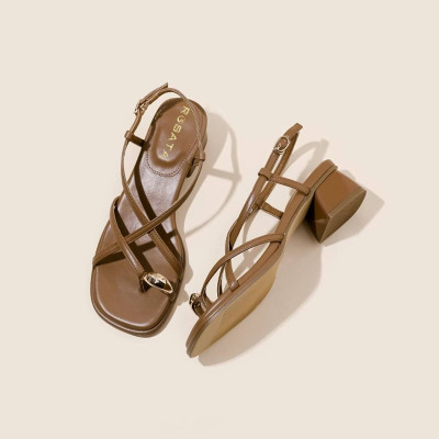 Giày sandal nữ cao gót 3 phân hàng hiệu rosata hai màu đen nâu ro569
