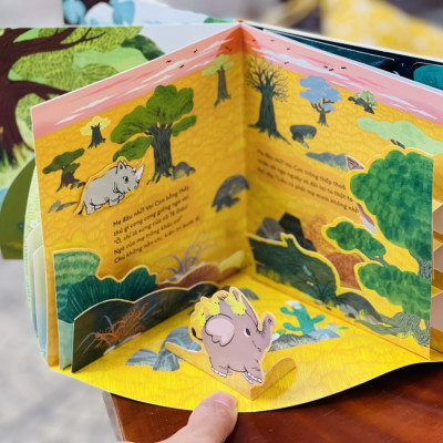 (Tặng kèm 10 thẻ từ vựng song ngữ - Pop-up dựng hình in màu toàn bộ) VOI CON TÌM MẸ - Minh Trang, Hương Anh, Bảo Bình – Nhã Nam