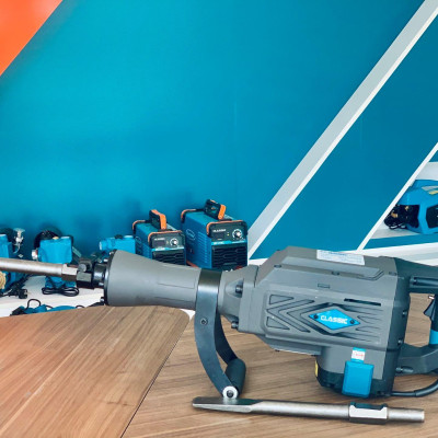 MÁY ĐỤC BÊ TÔNG 30 LY 1500W CLASSIC CLA-079 - HÀNG CHÍNH HÃNG