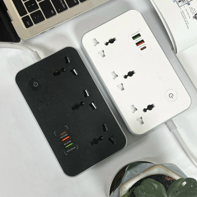 Ổ cắm thông minh Wifi Rạng Đông Model: OC08.WF.USB 3C/10A kết nối không dây, điều khiển được từng chân cắm, hẹn giờ, cài kịch bản