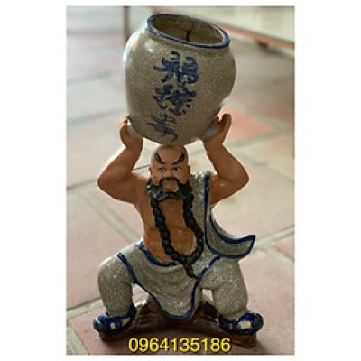 Tượng la hán bê chậu cây h35 gốm sứ Bát Tràng