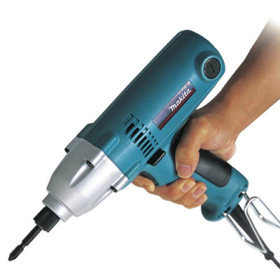 MÁY VẶN VÍT 270W MAKITA 6952- HÀNG CHÍNH HÃNG