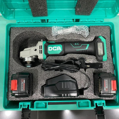 MÁY MÀI GÓC KHÔNG CHỔI THAN DÙNG PIN 20VMAX/4AH*2 SẠC 2A DCA ADSM06-100EM - HÀNG CHÍNH HÃNG