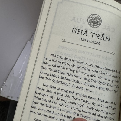 (Combo 9 Cuốn) NGÀN NĂM SỬ VIỆT: Khói mây Yên Tử, Ông trạng thả diều, Ngựa ông đã về, Thập đạo tướng quân Lê Hoàn, Cờ lau dựng nước, Ỷ Lan phu nhân, Hoàng đế anh minh, Hưng Đạo Vương, Sừng rượu thề - NXB Kim Đồng