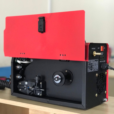 MÁY HÀN MIG KHÔNG DÙNG KHÍ BTEC MIG-200F4 (SỬ DỤNG CUỘN DÂY 1KG)  -HÀNG CHÍNH HÃNG