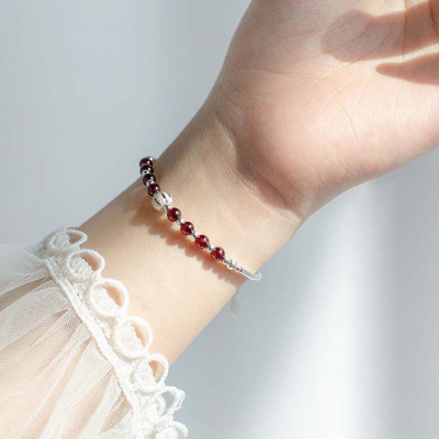 Vòng tay bạc đá Garnet phối bi họa tiết mệnh hỏa, thổ - Ngọc Quý Gemstones