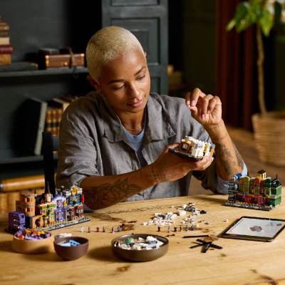 Đồ Chơi Lắp Ráp Cửa Hàng Pháp Thuật Tại Hẻm Xéo LEGO HARRY POTTER 76444 (2750 chi tiết)