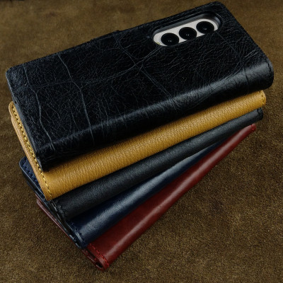 Bao da cho Samsung Galaxy Z Fold3 có quai cài da bò thật