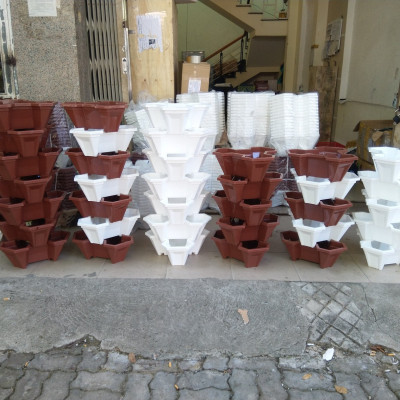 Bộ 1 Tháp trồng rau hữu cơ 5 tầng- 5 chậu- trồng rau/ hoa/ dâu tây- chất liệu nhựa- độ bền cao- hiệu quả cao