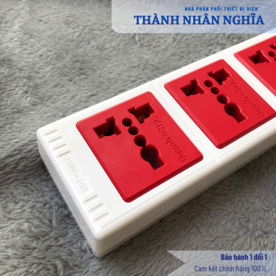 Ổ cắm Điện Quang ECO ĐQ ESK 43ECO (4 lỗ 3 chấu) - Hàng chính hãng