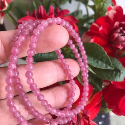 Chiếc Vòng Tay Chuỗi Quấn 3 Vòng Đá Tourmaline Hồng Tự Nhiên Đẹp Size hạt 4mm Nữ mệnh Hỏa và mệnh Thổ đeo xinh tay may mắn ạ