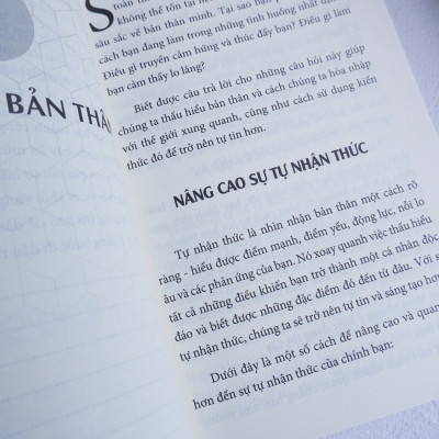 Bộ 4 Cuốn Sách Cẩm Nang Tuyệt Mật Của Phụ Nữ: Xé Vài Trang Thanh Xuân, Kế hoạch tự tin, Sống Kỷ Luật, Biết Kiềm Chế Và Sống An Nhiên Đời Bình Yên