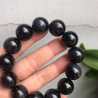 CHIẾC VÒNG ĐÁ TỰ NHIÊN 16mm MỚI XANH XANH ĐEN 13 HẠT NAM mạng THUỶ Mạng MỘC đeo Tốt 67kg đến 80kg