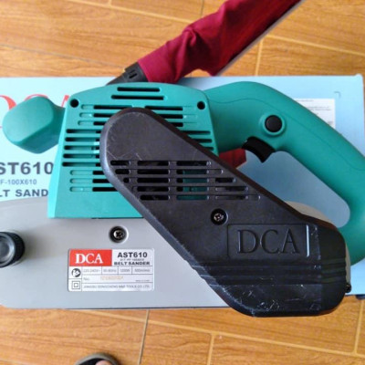 MÁY CHÀ NHÁM BĂNG 1200W DCA AST610 (S1T-FF-100X610) - HÀNG CHÍNH HÃNG