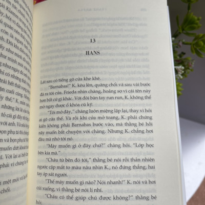 (Tái bản 2023) LÂU ĐÀI – Franz Kafka – Lê Chu Cầu dịch – Nhã Nam 