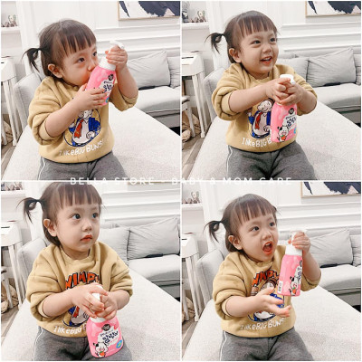 Bọt rửa tay diệt khuẩn Showermate  Strawberry Milk 300ml tặng móc khóa