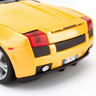 Mô Hình Xe Lamborghini Gallardo Spyder Yellow 1:18 Bburago - MH18-12016