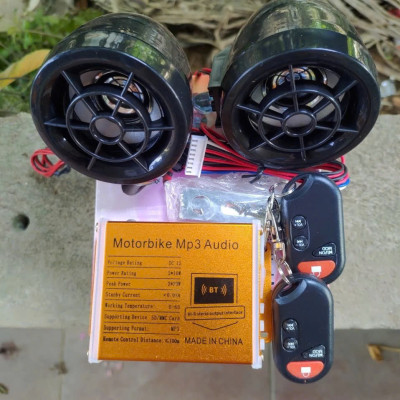 Lo.a Blueto Gắn Xe MáJ Kèm Khóa Chống Trộm – Hàng Cao Cấp, Âm Thanh Cực Chất, ĐÈN ỐP TRẦN