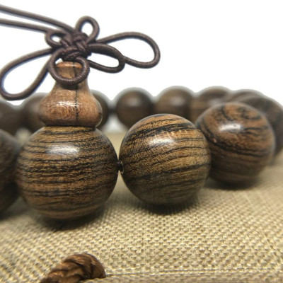 VÒNG TAY GỖ ĐÀN HƯƠNG VẰN DA HỔ SIZE HẠT 15MM - 15 HẠT