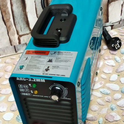 MÁY HÀN QUE ĐIỆN TỬ CLASSIC ARC-3.2MM (CHUYÊN KÉO QUE 3.2, KHÔNG CÓ ĐỒNG HỒ)- HÀNG CHÍNH HÃNG