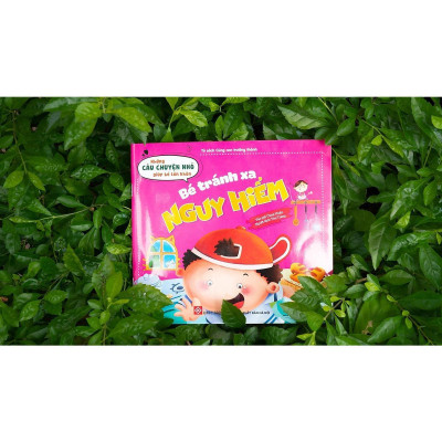 Sách - Những Câu Chuyện Nhỏ Giúp Bé Lớn Khôn - Bồi Dưỡng Kĩ Năng Sống Cần Thiết Cho Trẻ - Đinh Tị Books