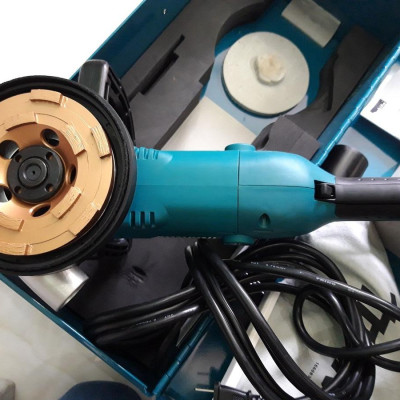 MÁY BÀO BÊ TÔNG 125MM 1400W MAKITA PC5000C - HÀNG CHÍNH HÃNG