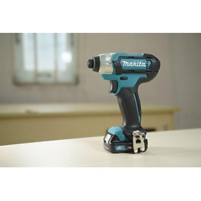 MÁY VẶN VÍT PIN 12V 110N.M MAKITA TD110DSYE (1 SẠC NHANH – 2 PIN 12V/ 1.5AH) - HÀNG CHÍNH HÃNG