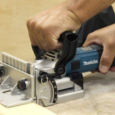 MÁY GHÉP MỘNG DÙNG PIN 18V 100 MM MAKITA DPJ180RFE (01 SẠC NHANH 02 PIN 3.0AH) - HÀNG CHÍNH HÃNG