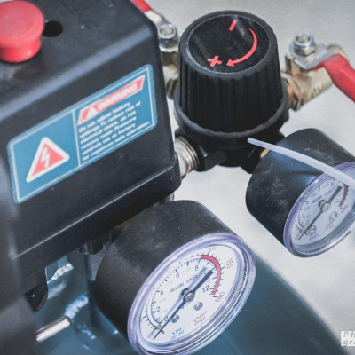 MÁY NÉN KHÍ CÓ DẦU 24 LÍT 2.0HP TOTAL TC120246 - HÀNG CHÍNH HÃNG