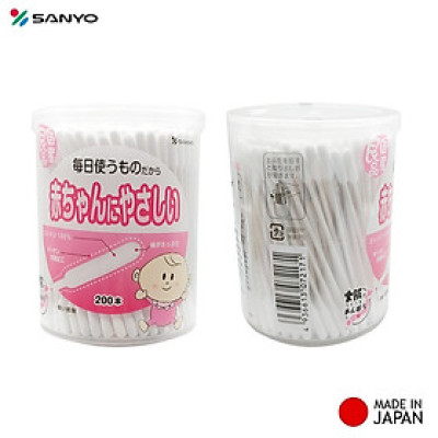 Hộp 200 tăm bông siêu mềm kháng khuẩn cho bé Sanyo, khả năng thấm hút nước vượt trội giúp cho việc vệ sinh tai, mũi cho bé một cách nhanh chóng và hiệu quả - nội địa Nhật Bản 