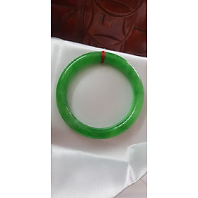 Vòng tay đá cẩm thạch tự nhiên Lý Vân A Sịn 53mm x cọng 8,2mm Màu Xanh Lý tươi bóng mượt đẹp Nữ 52kg - 58kg đeo mệnh Mộc mệnh Hỏa mệnh Thủy ạ