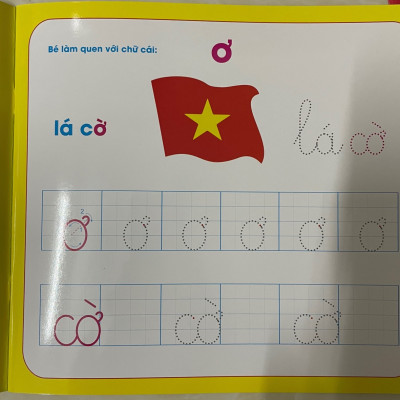 Bộ sách tự xóa thông minh (4 cuốn) - Bé học chữ cái - Hình khối và màu sắc - Bé học chữ số - Bé học toán kèm 2 bút xóa được