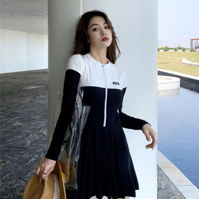 Bộ đồ bơi bikini nữ 1 mảnh kín đáo đi tắm biển giấu bụng váy liền áo dài tay chống nắng - B.27