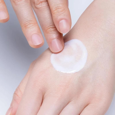 Kem Chống Nắng Siêu Chống Thấm Nước Kose Suncut UV Perfect Essence Super Water Proof SPF50+ PA++++ (04 Loại)