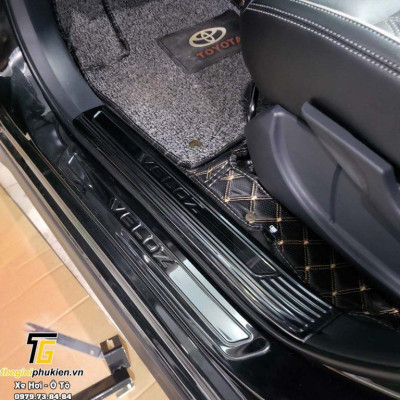 Bộ Ốp bậc cửa, Nẹp bước chân Titan Toyota Veloz