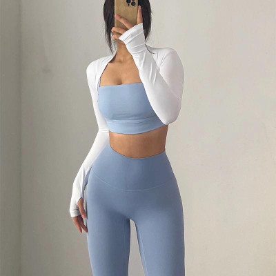 Áo khoác thể thao dáng ngắn nhẹ, nhanh khô cho nữ