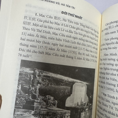 MẠC THỊ GIA PHẢ - HỌ MẠC VỚI VÙNG ĐẤT HÀ TIÊN - Trần Hoàng Vũ - Hà Tấn Tài - NXB Tổng hợp TP.Hồ Chí Minh