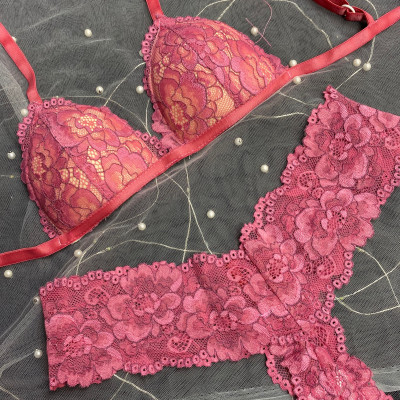 Bộ Nội Y Thiết Kế Ren Cao Cấp Hồng San Hô Có Mút Quần Chữ Y