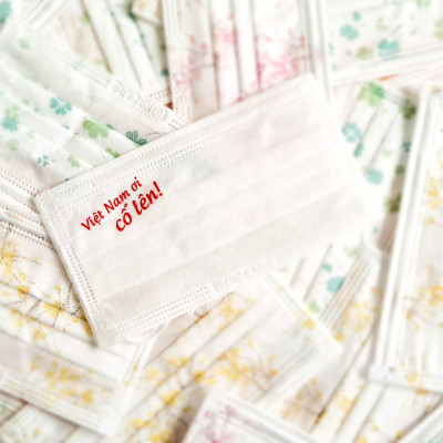 Khẩu trang y tế 4 lớp NPCARE - Việt Nam ơi cố lên - túi 10 cái