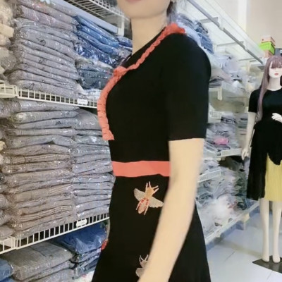 Đầm body dệt kim thêu chất lượng cao myqlothing.