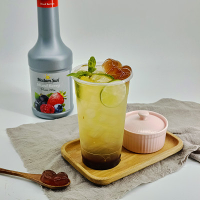 Mứt Madamsun hỗn hợp quả mọng (Mixed Berry Puree Mix) chai 1L - Hàng nhập khẩu Malaysia