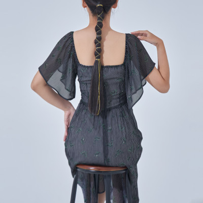 Đầm lửng chiffon cổ vuông dây rút ngực Maxivic, La Mộc LM012290