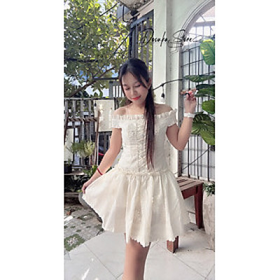 Váy trễ vai bèo đan