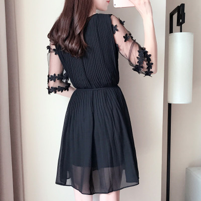  Đầm suông nữ xếp ly thiết kế tay lỡ phối ren Da36