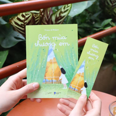 Bốn Mùa Thương Em - Bản Quyền